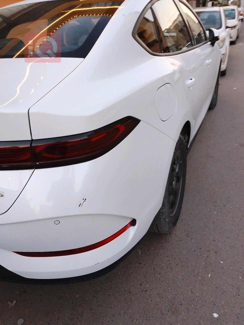 بي واي دي Qin Plus